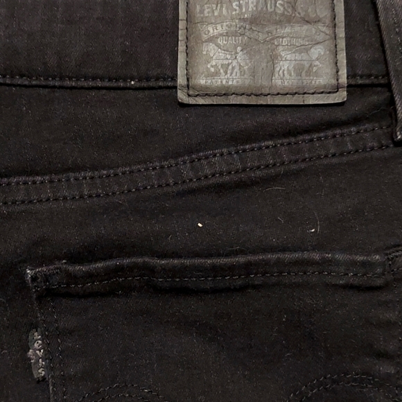COPY - Unisex vintage black label black tab levis. - Picture 1 of 4